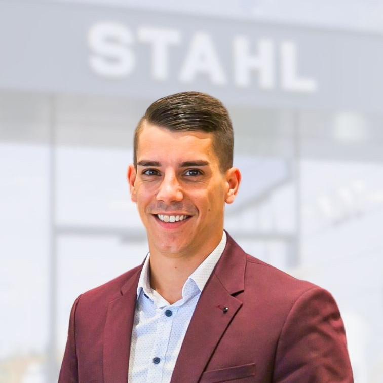 Auto Stahl Fabio Nedoma Verkaufsberater JLR Auto Stahl Wien 22-756x756