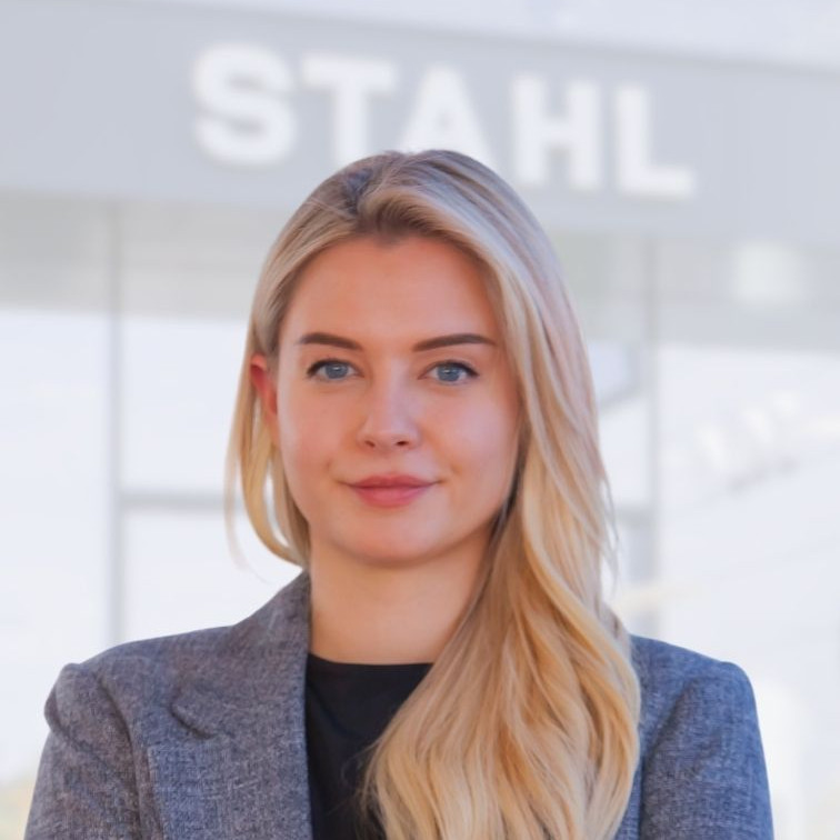 Auto Stahl Marina Theresia Ramsauer Verkaufsberaterin Volvo Auto Stahl Wien 21-756x756