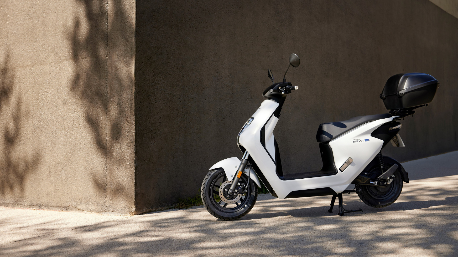 436282 23YM HONDA EM1 e-5100x2867