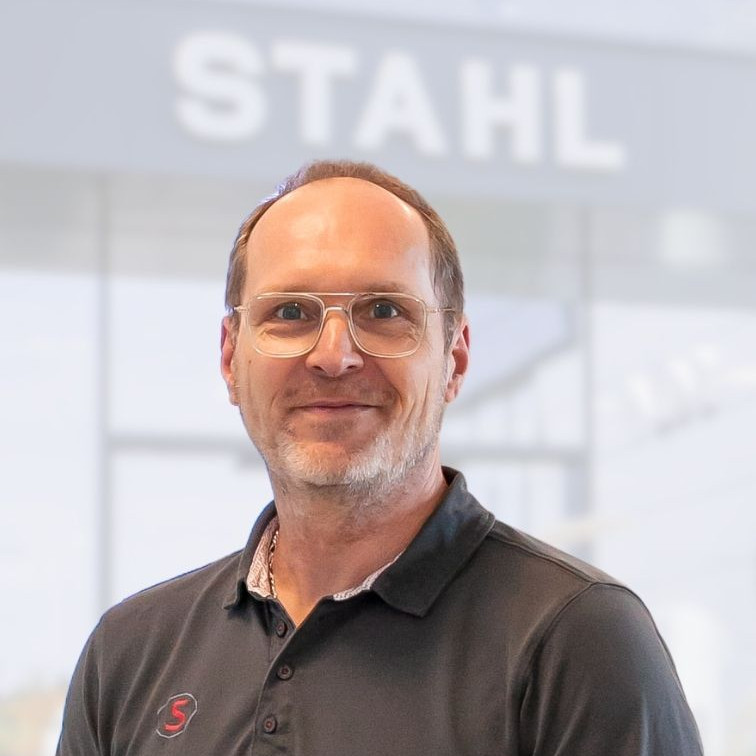 Auto Stahl Peter Pfeiffenstein Schätzmeister Auto Stahl Wien 22-756x756