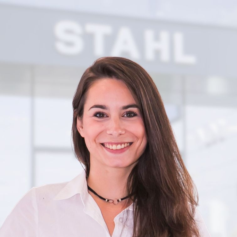 Relaunch Mitarbeiterfotos Auto Stahl Website 202510-756x756