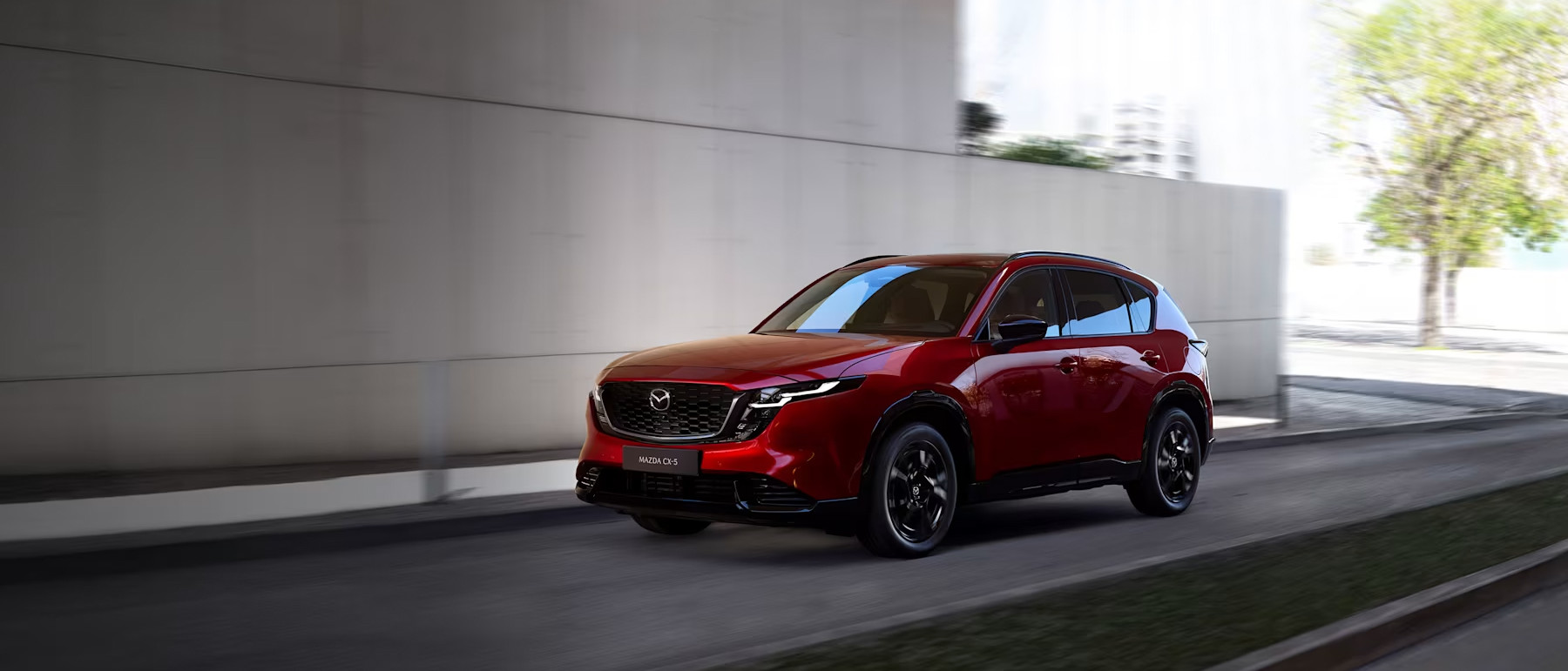 01-cx-5-hero-module-desktop-3600x2212-1800x771