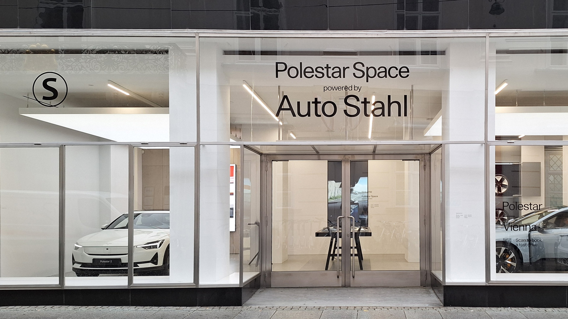 Auto Stahl Wien 1 – Fotoshooting Außenansicht Polestar Space 20250913 ret