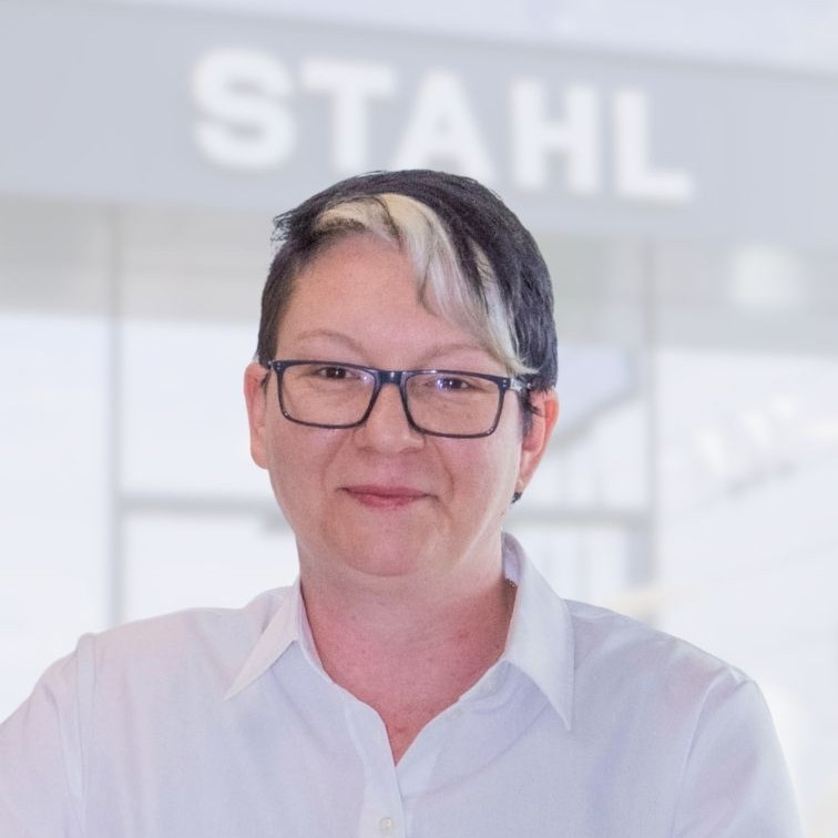 Auto Stahl Jenny Filzwieser Kundendienstleitung Auto Stahl Wien 21-756x756